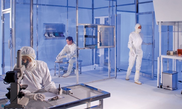 Europe Cleanroom Consumables Market