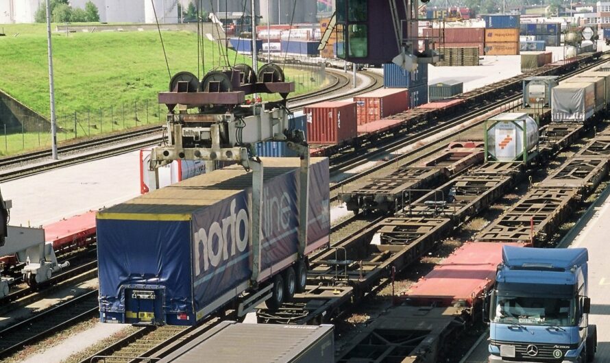 Freight Railcar Parts: Freight Railcar Keeping Cargo Moving Safely and Efficiently Globally